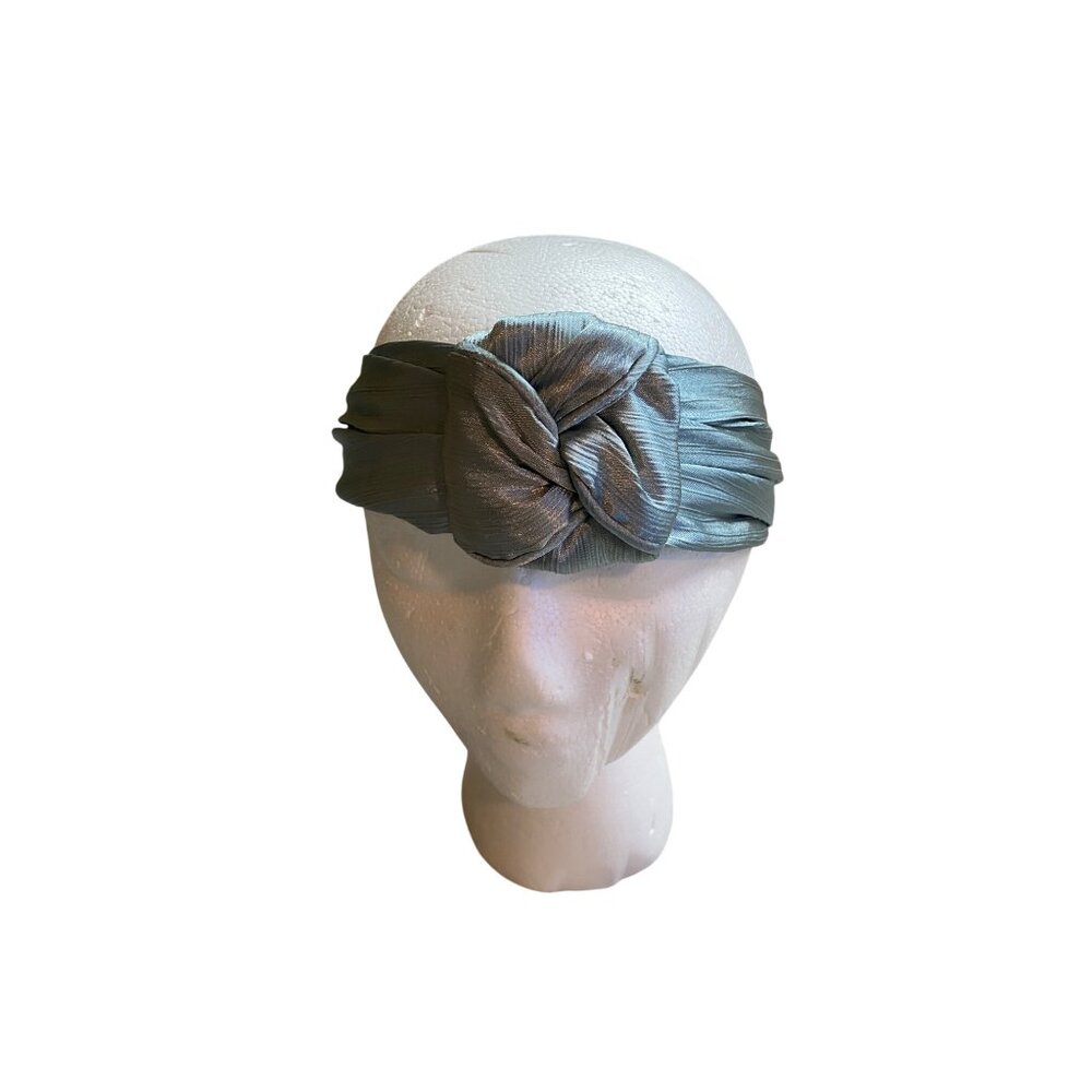 Elegant Pleated Headband With Knotted Front In Shimmering Blue